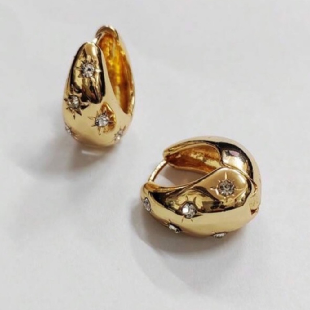 NEW! Anthropologie
Celestial Stars Crystal Dome Huggies Hoop Gold Earrings - Picture 5 of 9